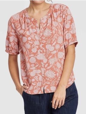 Universal Thread Floral Button-Front Short Sleeve Top in Dusty Coral Size Small